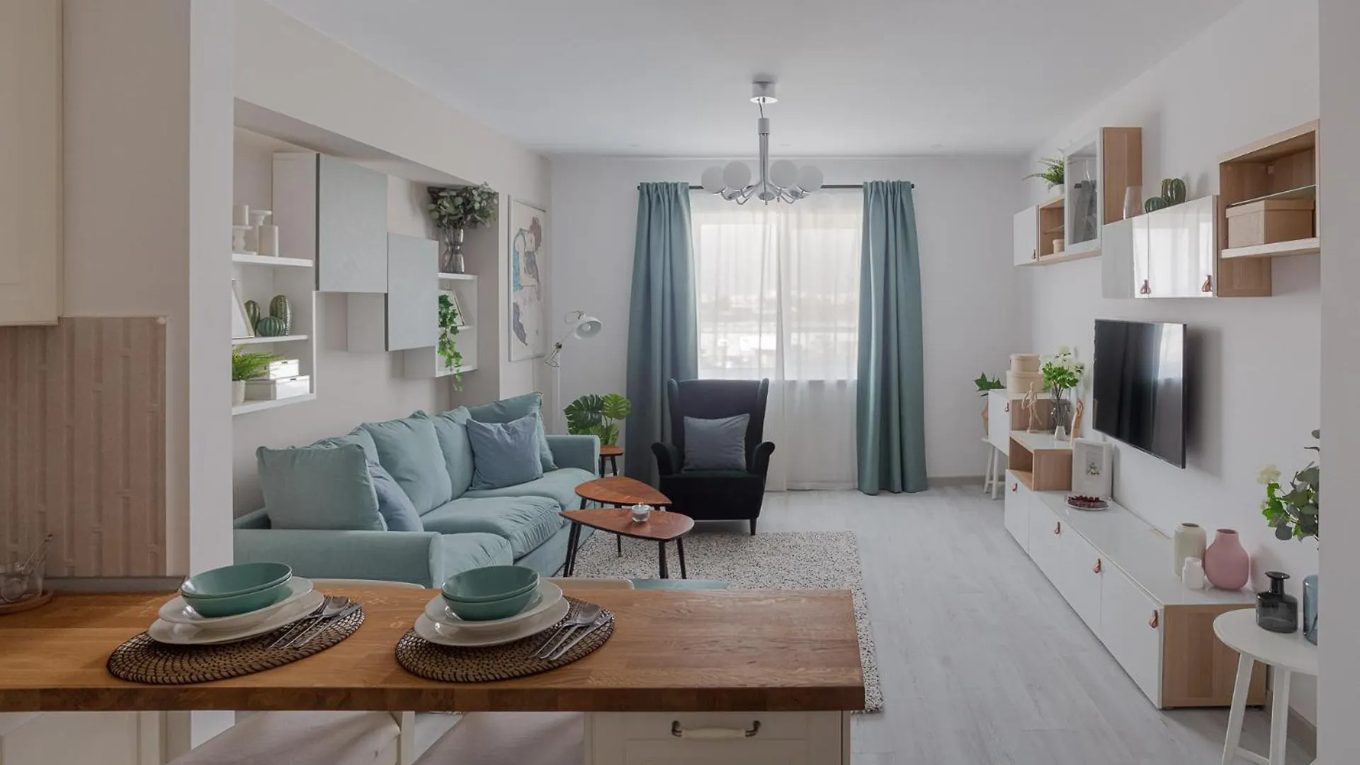 Deluxe Apartments & Studio With Many Facilities Bucharest