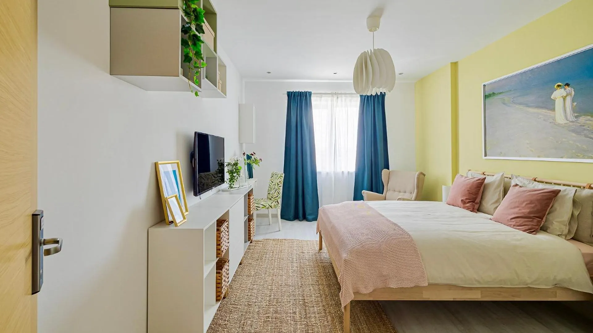 Aparthotel Deluxe Apartments & Studio With Many Facilities Bucharest Romania