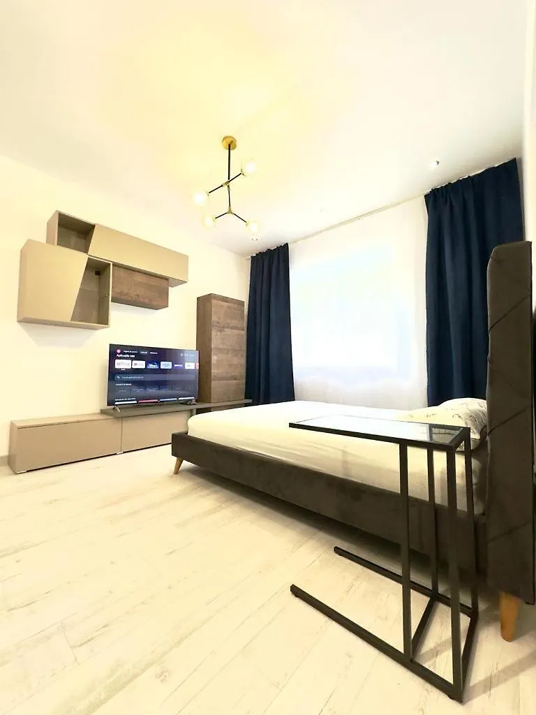 Aparthotel Deluxe Apartments & Studio With Many Facilities Bucharest