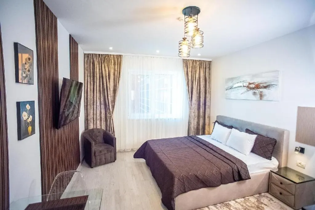 Aparthotel Deluxe Apartments & Studio With Many Facilities Bucharest