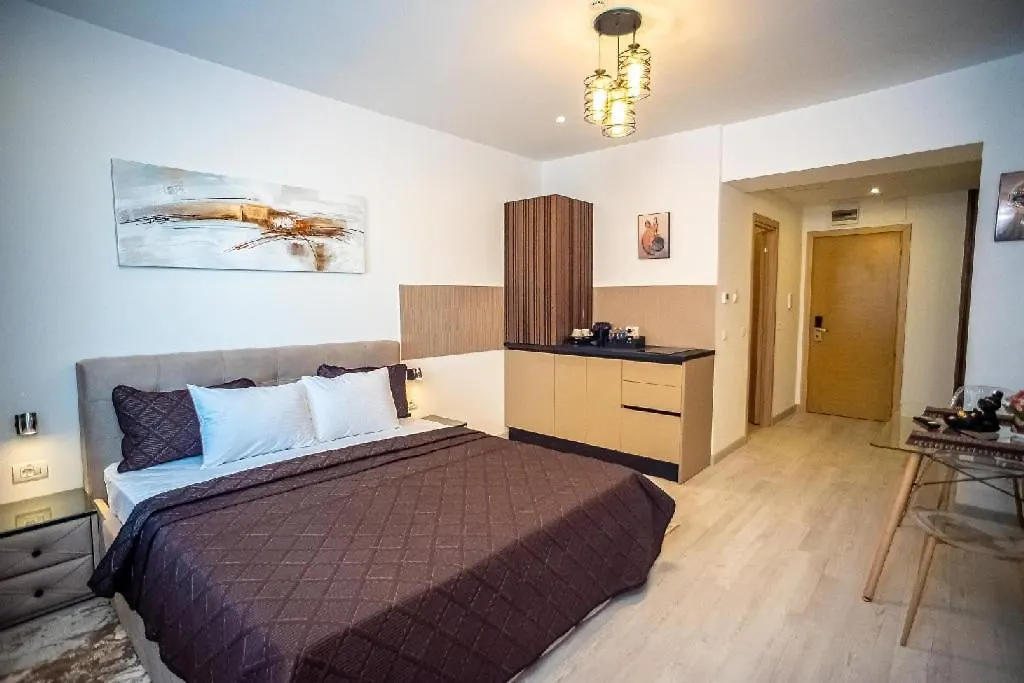 Deluxe Apartments & Studio With Many Facilities Bucharest