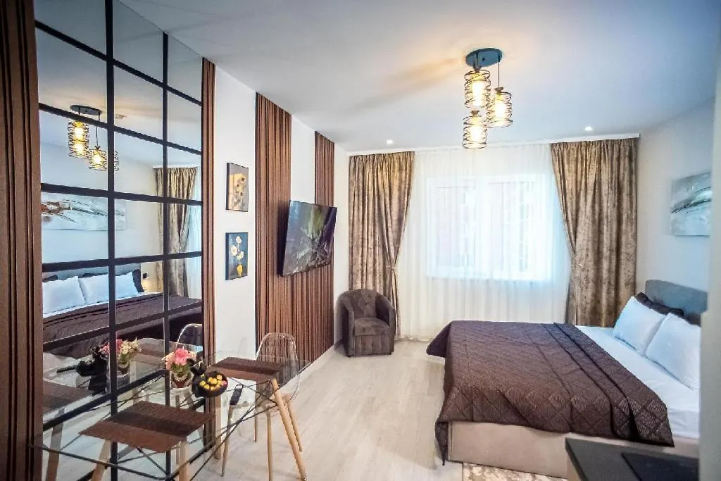 Aparthotel Deluxe Apartments & Studio With Many Facilities Bucharest